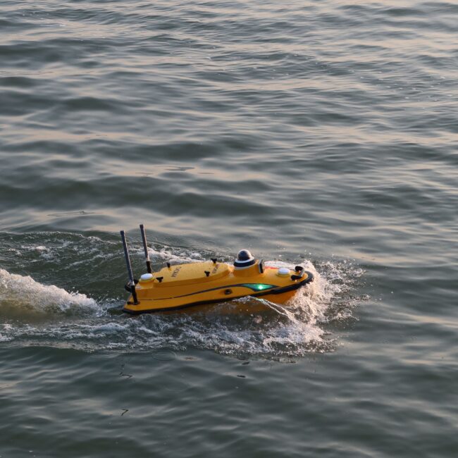 Vermessungsboot für die Gewässervermessung.